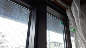 窓ガラスの防犯フィルム施工は3MジャパンSH15CLAR-A　施工価格1㎡/¥15,000円から～